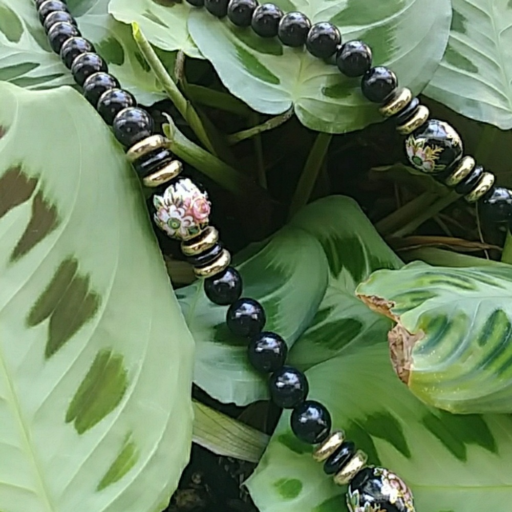 🖤 VINTAGE FLORAL Black & GOLD CLOISONNÉ Necklace